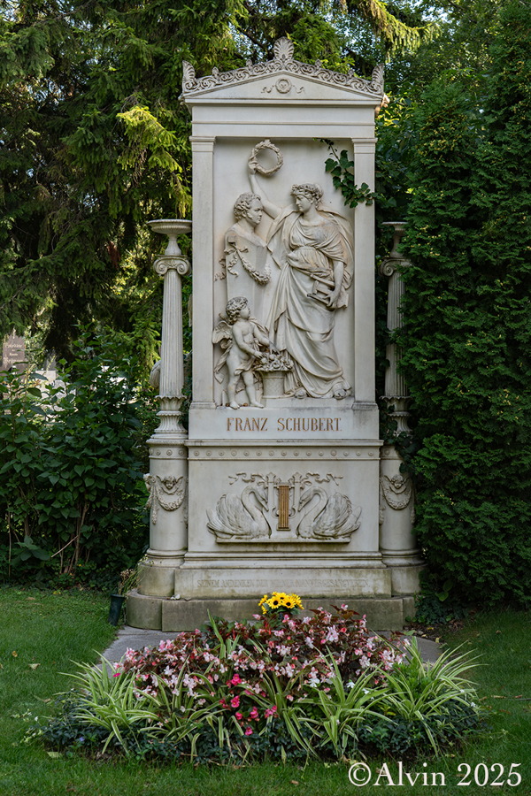 Grab Schubert