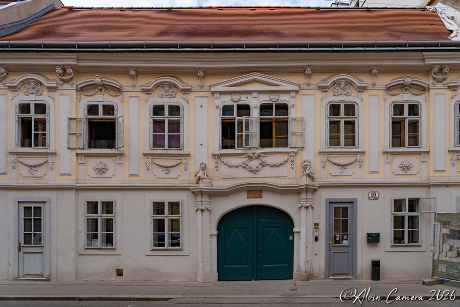 Grundsteingasse 10