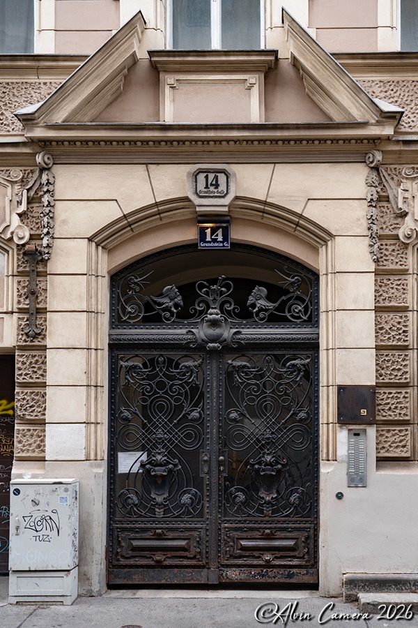 Grundsteingasse 14