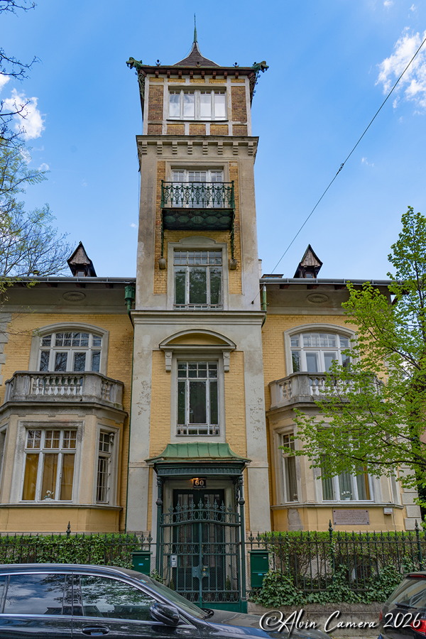 Weimarerstraße 60