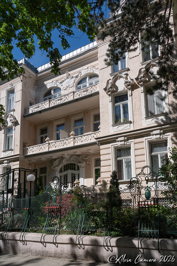 Cottage Sanatorium