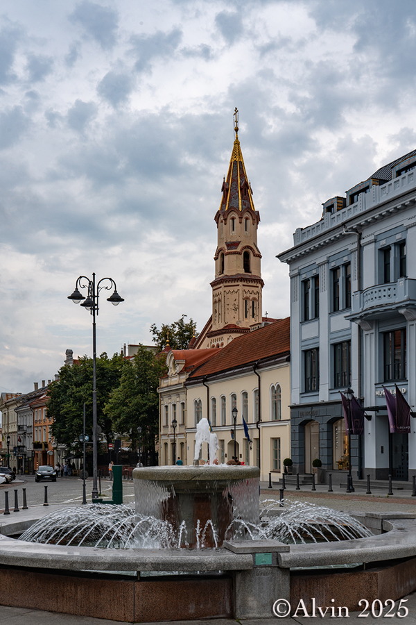 Rathausplatz Brunnen