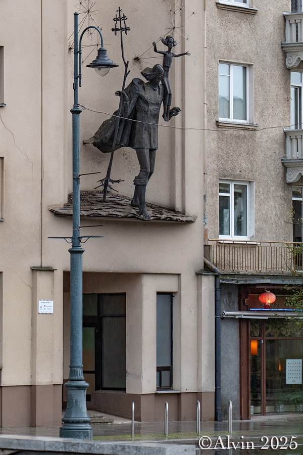 Sculpture of St Christopher