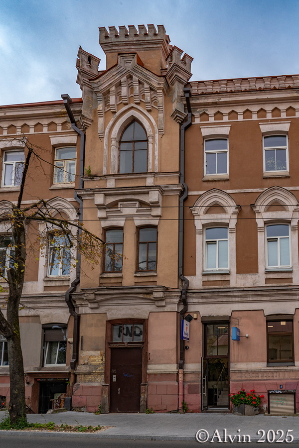 Gėlių g.7-9