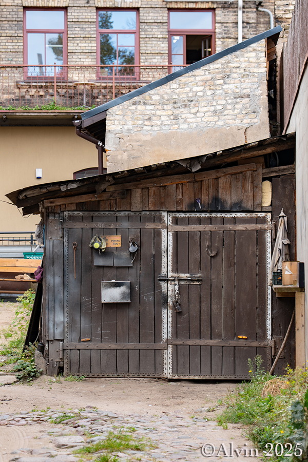 Garage