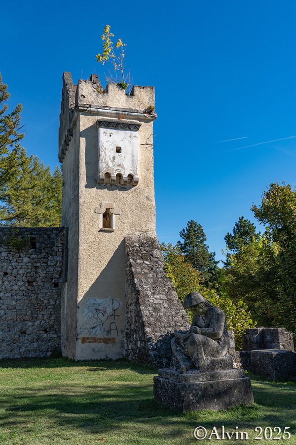 Castle Ostrozac