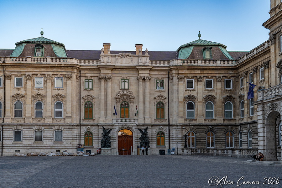 Löwenhof Burgpalast